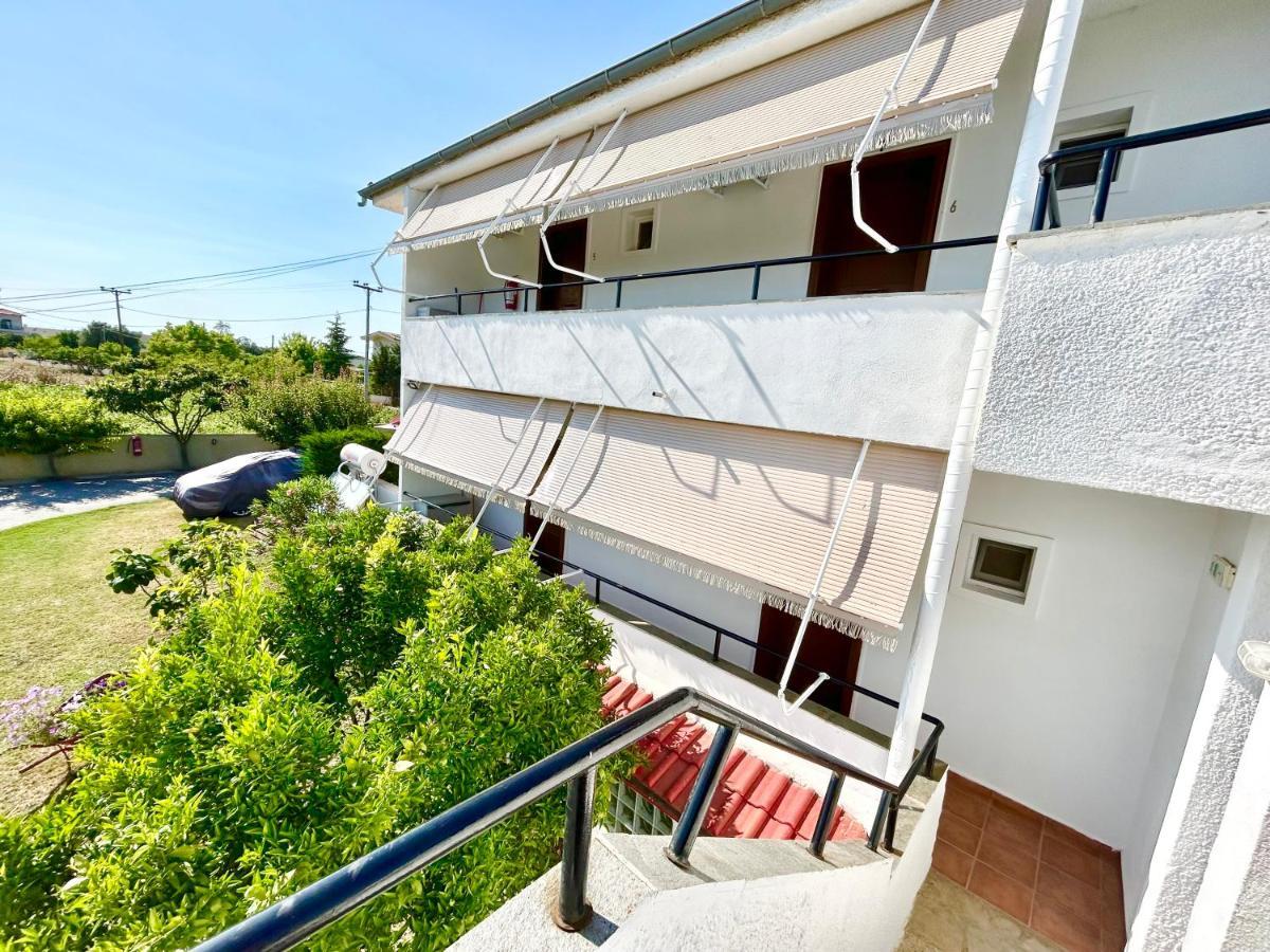 Afitos Villa Kristy Bagian luar foto