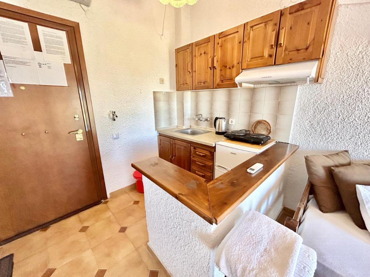 Afitos Villa Kristy Bagian luar foto