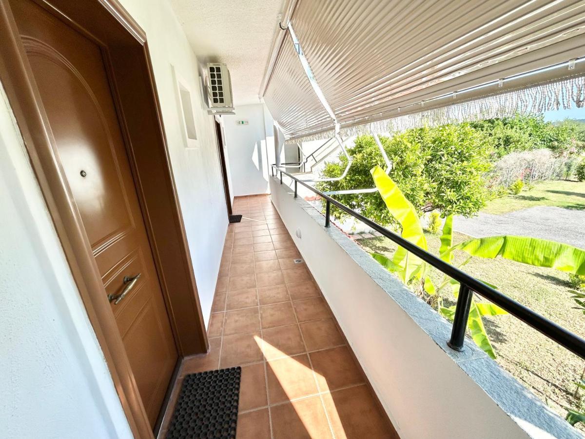 Afitos Villa Kristy Bagian luar foto